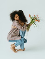 Kwiaty pocztą - przesyłka kwiatowa na Dzień Mamy